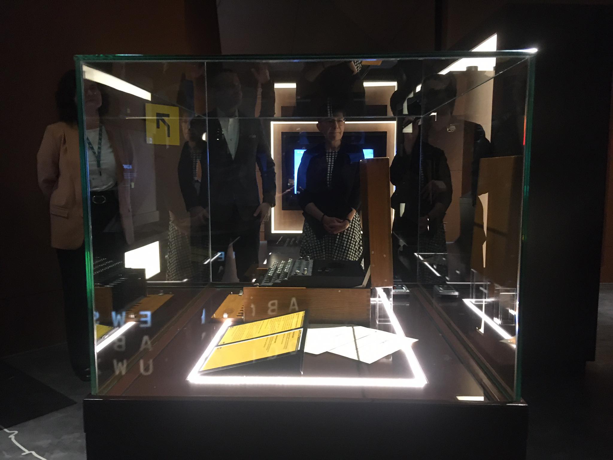 Centrum Szyfrów Enigma nowa maszyna szyfrująca - Jacek Butlewski - Radio Poznań