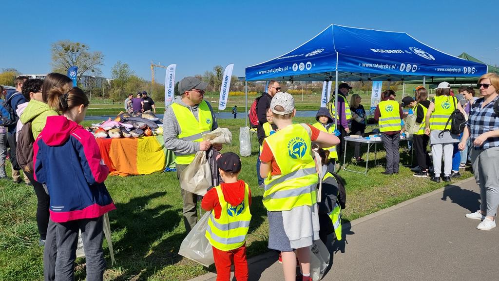sprzątanie brzegów Warty - Magdalena Konieczna  - Radio Poznań