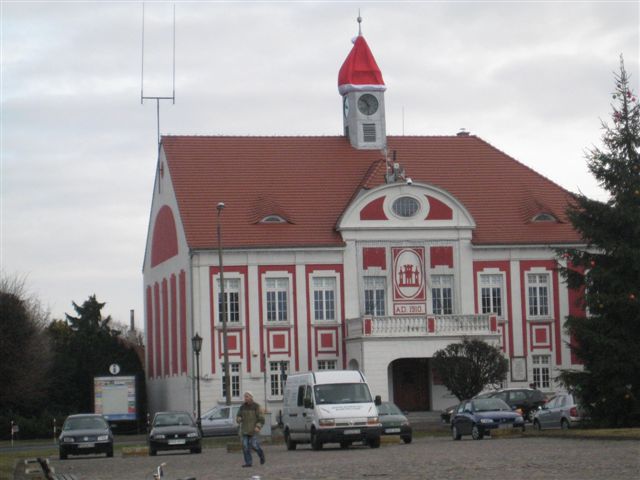 Gostyń - wieża ratuszowa w czapce - Jacek Marciniak