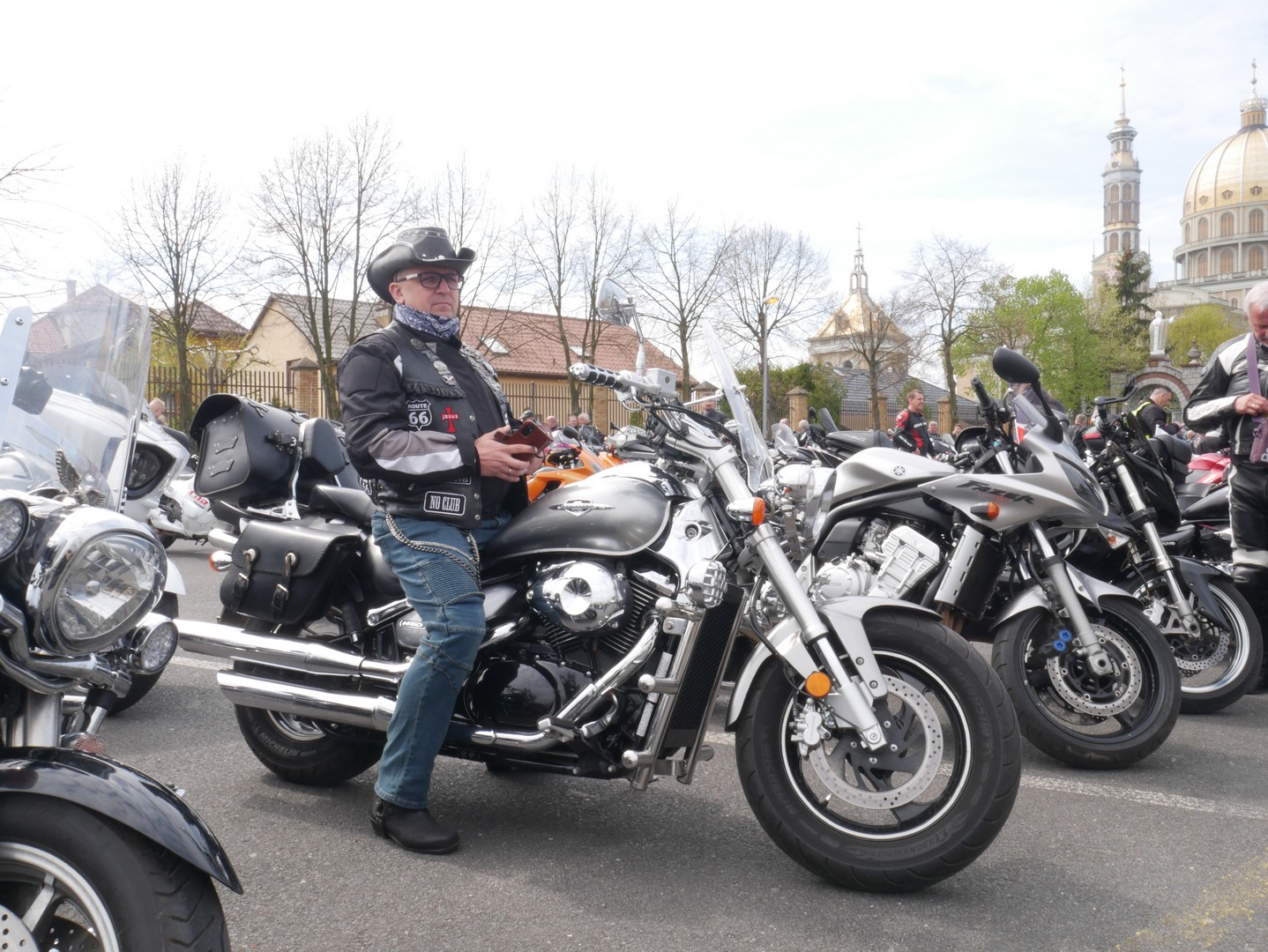 licheń inauguracja sezonu motocyklowego motocykl zlot - Sławomir Zasadzki - Radio Poznań