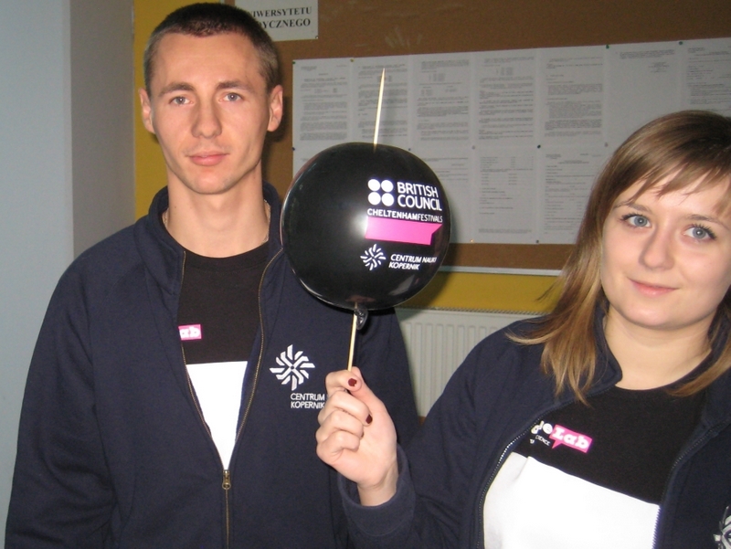 Naukowcy z balonami. Famelab - Aleksandra Włodarczyk