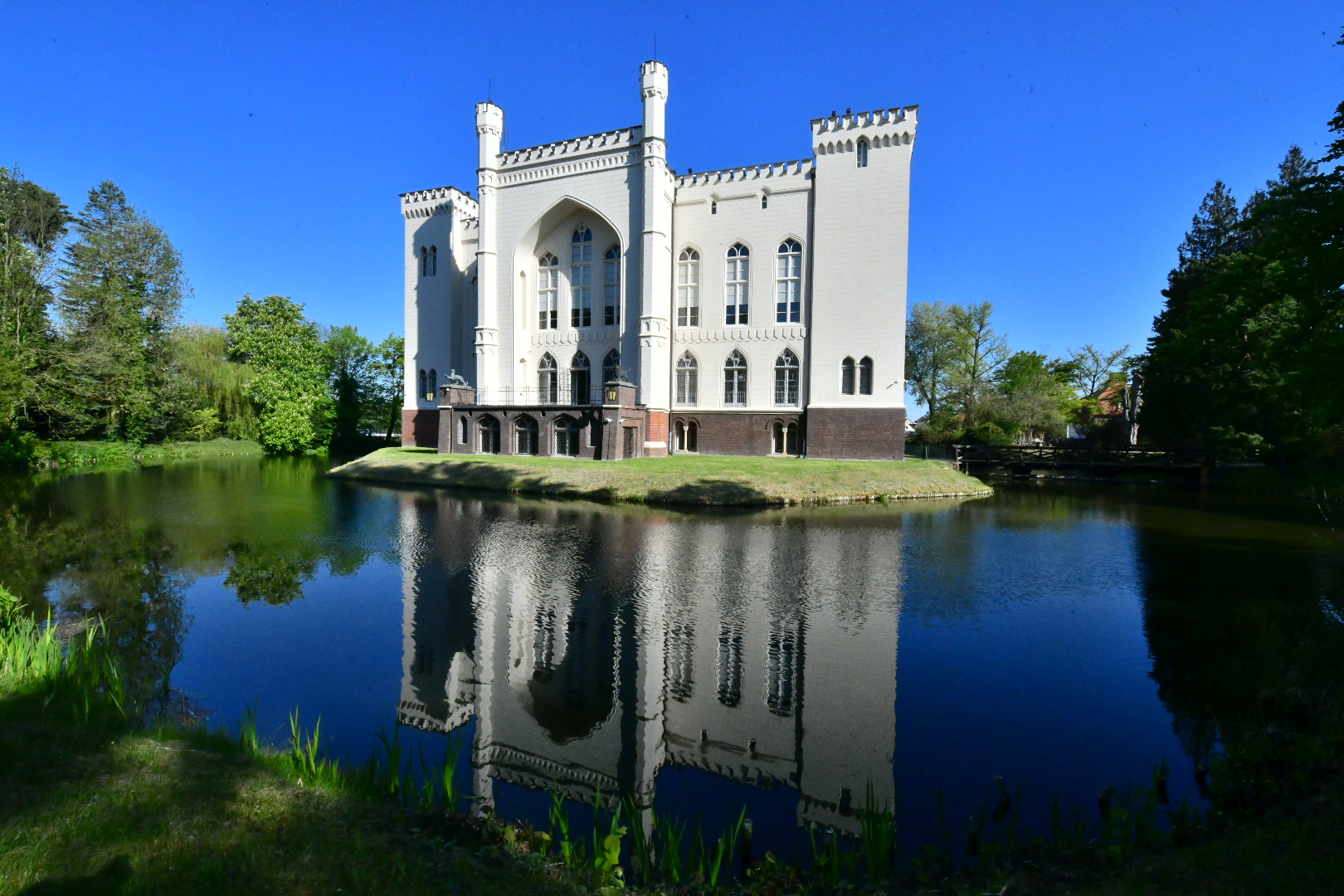 trójkąt weimarski zamek kórnik - Wojtek Wardejn - Radio Poznań