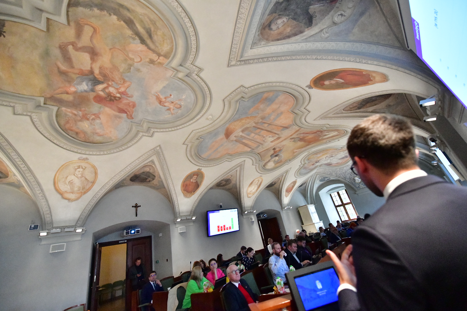 freski sala sesyjna malowidła sala sesyjna miasta rada miasta poznania - Wojtek Wardejn - Radio Poznań