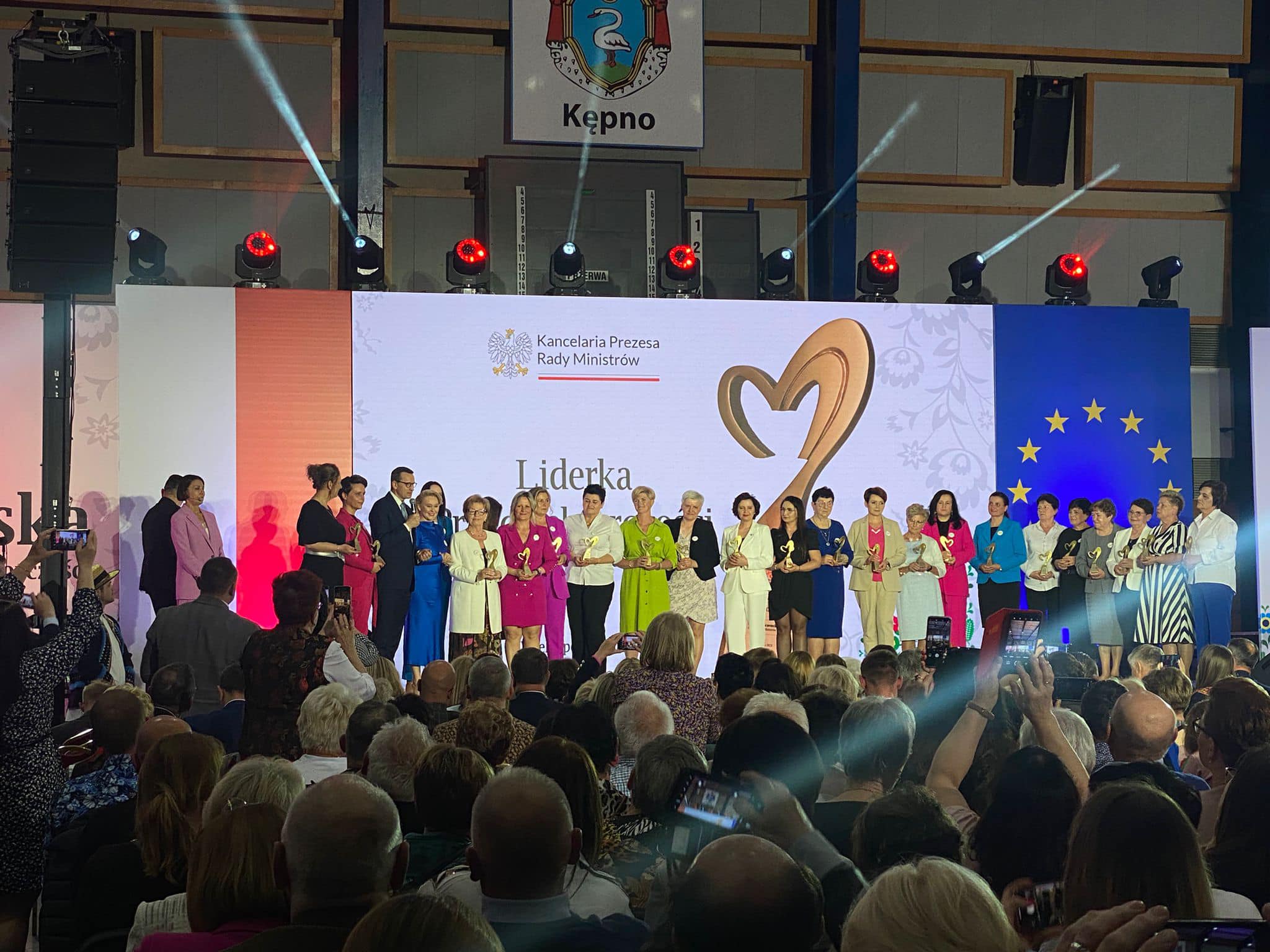 kępno kongres Wielkopolska Sercem Europejskiej Przedsiębiorczości. Polka - Wyjątkowa Europejka - Andżelika Możdżanowska - Facebook