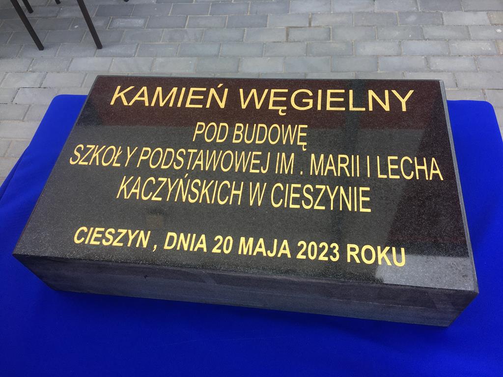 szkoła w cieszynie kamień węgielny - Danuta Synkiewicz - Radio Poznań