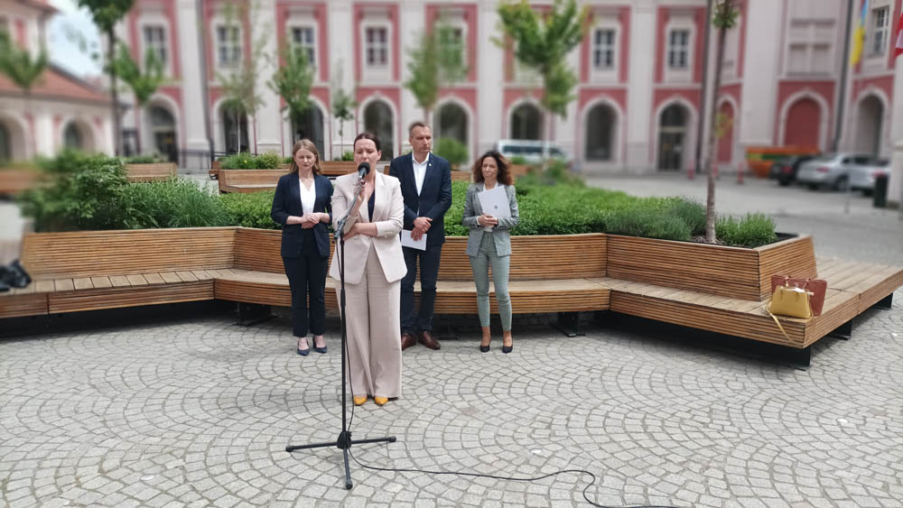 konferencja taksówki na aplikację urząd miasta  - Leon Bielewicz  - Radio Poznań