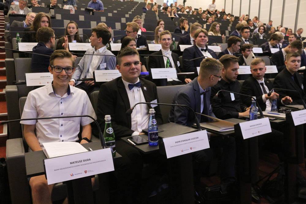 młodzieżowy sejmik województwa wielkopolskiego - Leon Bielewicz - Radio Poznań