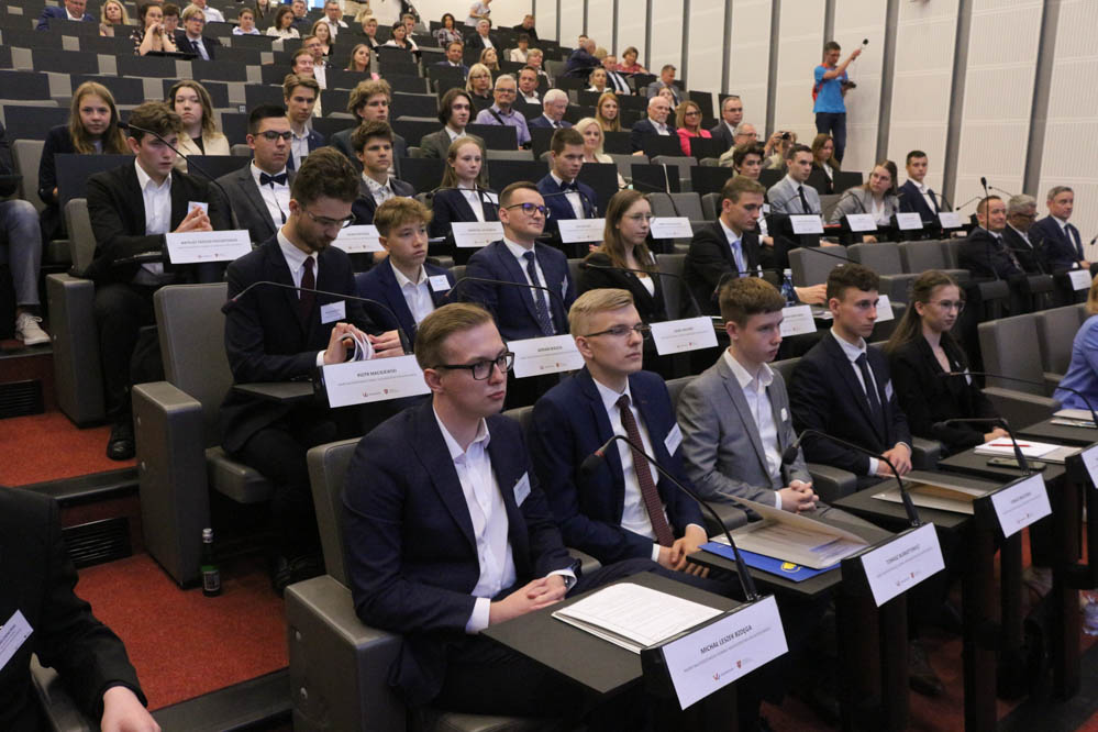 młodzieżowy sejmik województwa wielkopolskiego - Leon Bielewicz - Radio Poznań