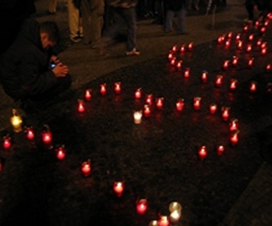 13 grudnia znicze - Archiwum Radia Merkury