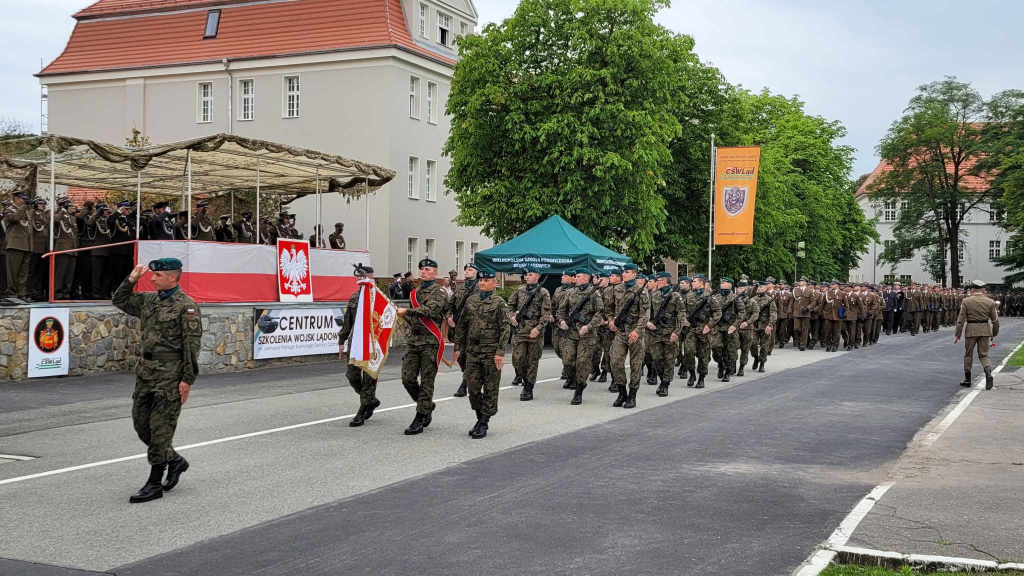 Wielkopolska Szkoła Podoficerska Wojsk Lądowych w Poznaniu - Krzysztof Polasik - Radio Poznań