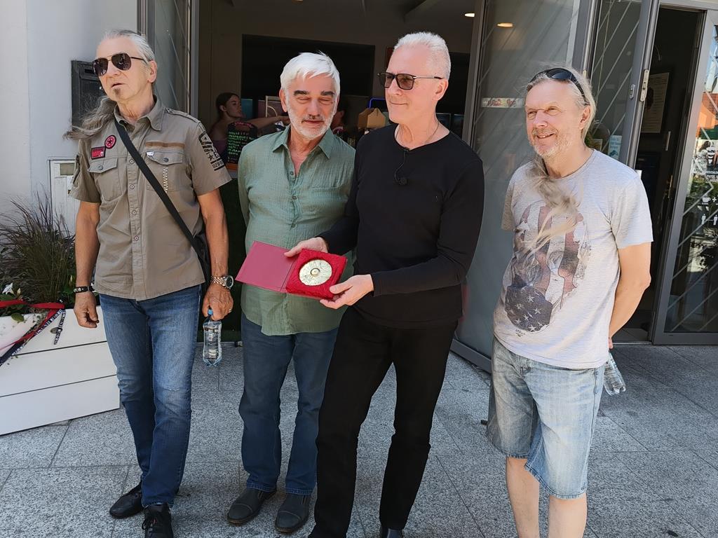 Złoty Kameleon z 1975 roku trafił do Spichlerza Polskiego Rocka w Jarocinie - Jacek Kosiak - Radio Poznań