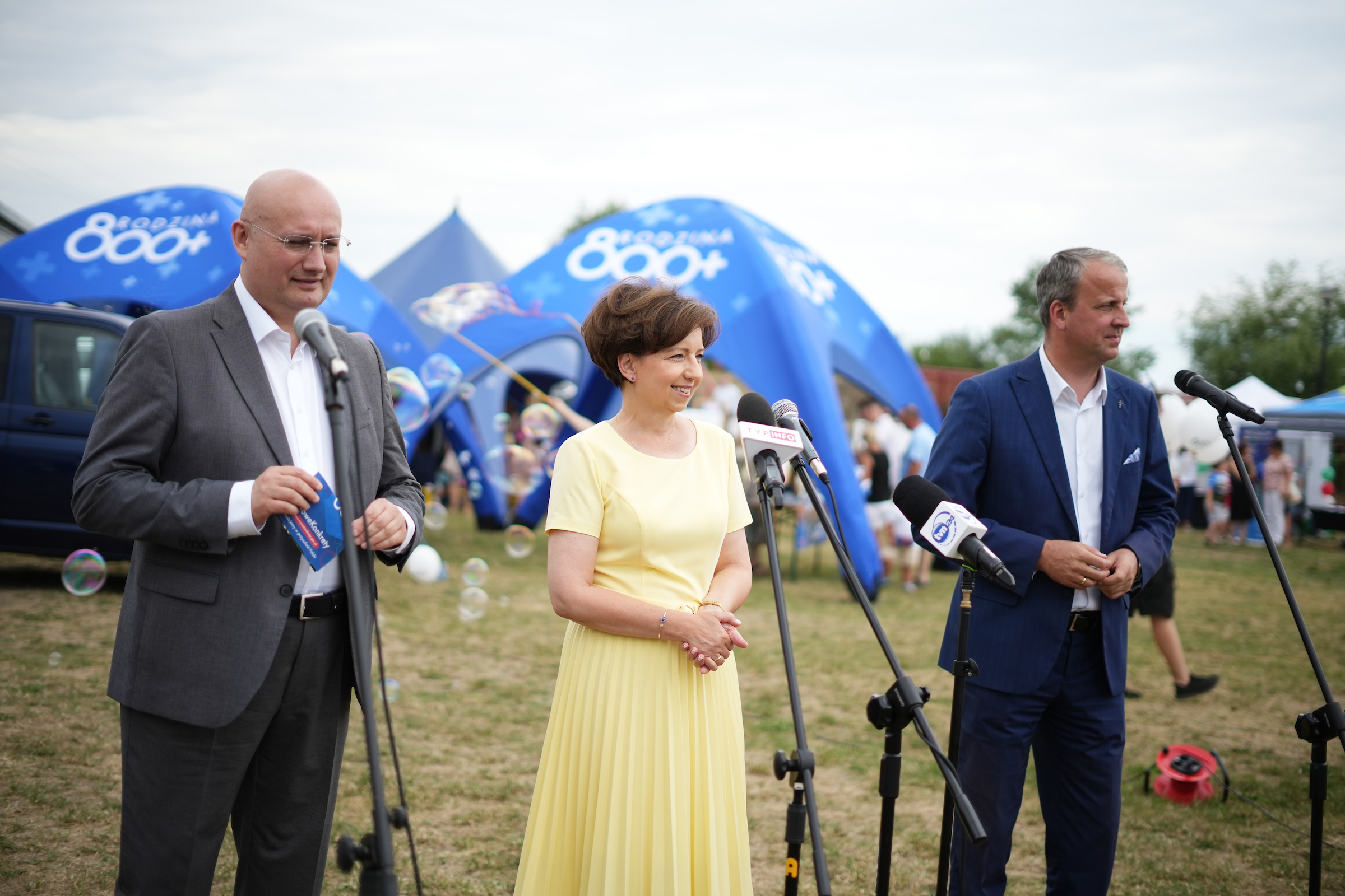 Marlena Maląg dąbie piknik - Ministerstwo Rodziny i Polityki Społecznej
