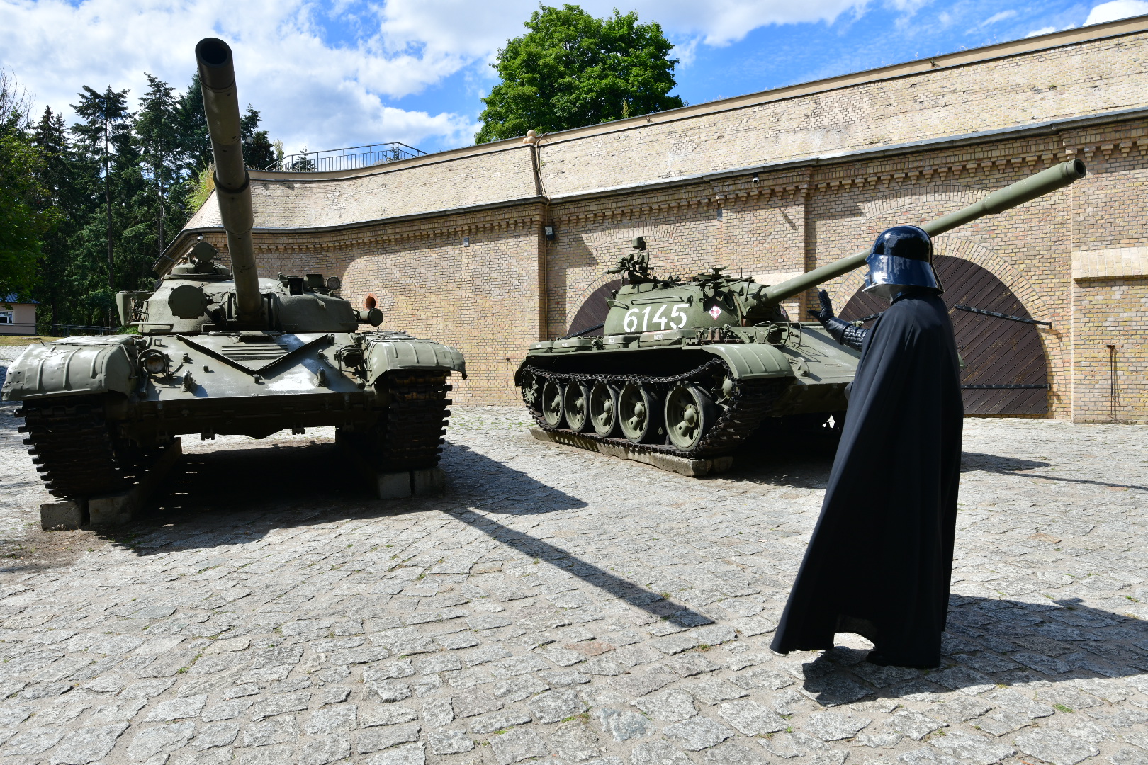Gwiezdne Wojny w Muzeum Uzbrojenia  - Wojtek Wardejn - Radio Poznań