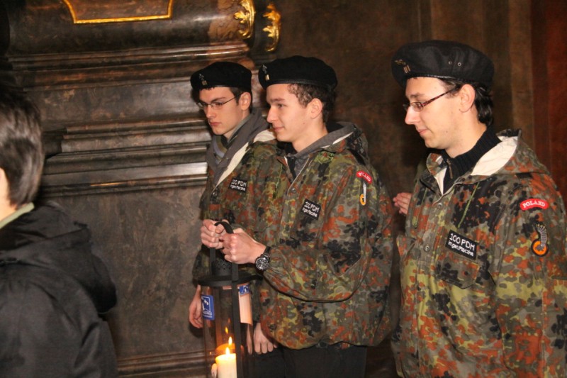 światełko betlejemskie 2011 - Grzegorz Maciejewski