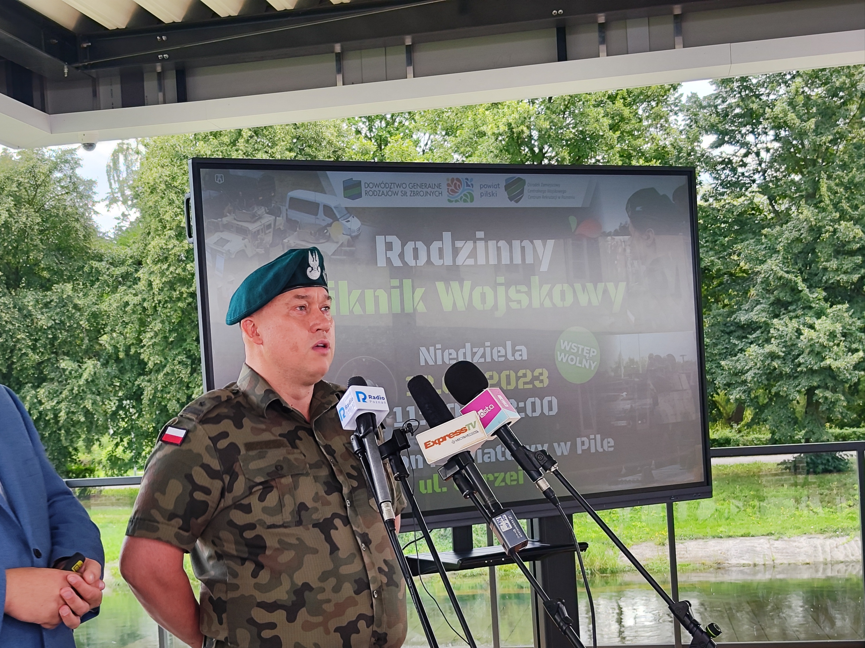 Wojskowy piknik w Pile - Przemysław Stochaj