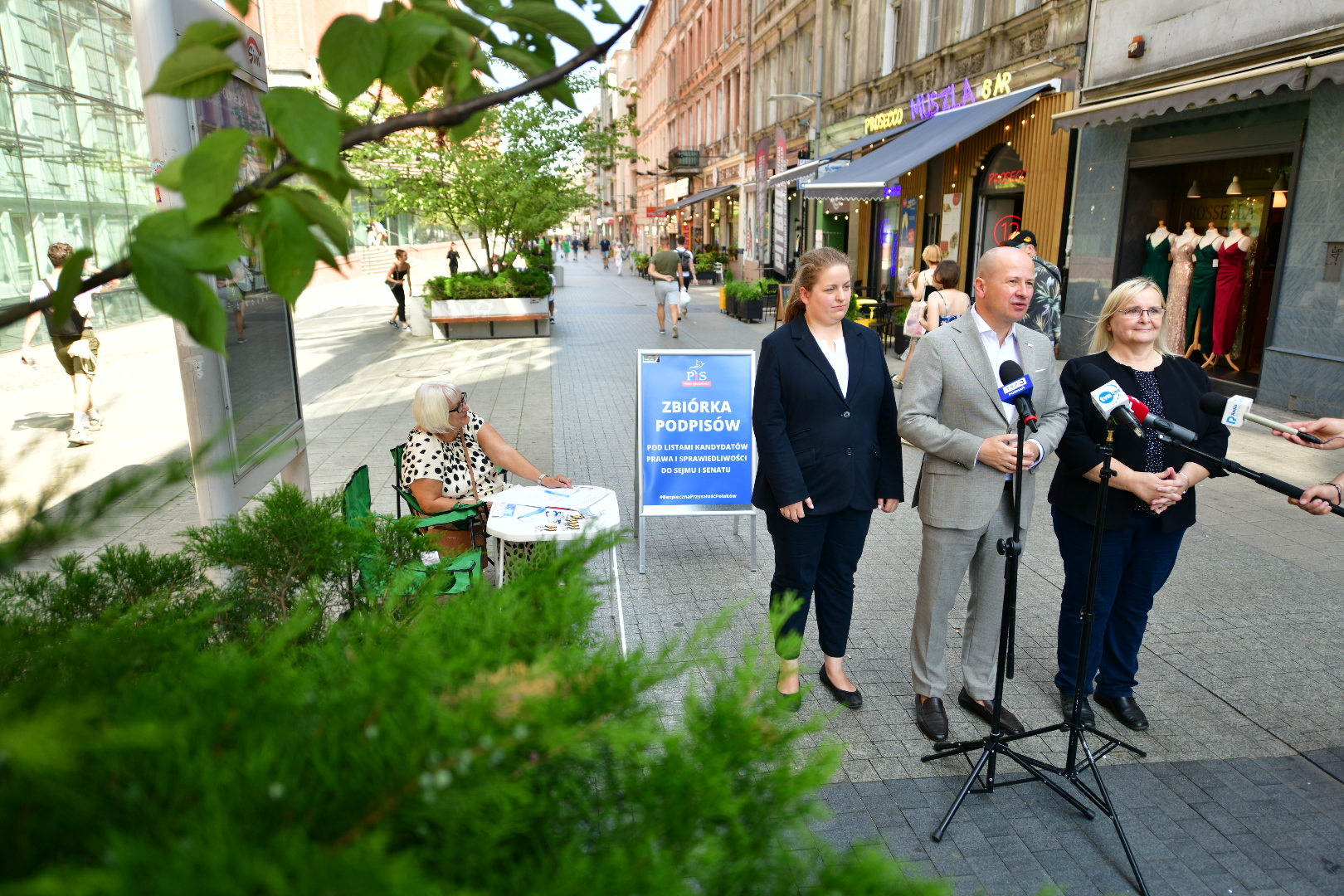 prawo i sprawiedliwość zbieranie podpisów poznań - Wojtek Wardejn - Radio Poznań