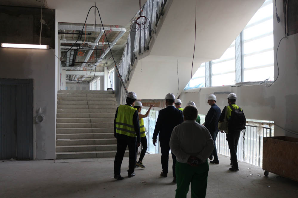 Budowa nowego centralnego szpitala uniwersyteckiego w Poznaniu - Leon Bielewicz  - Radio Poznań