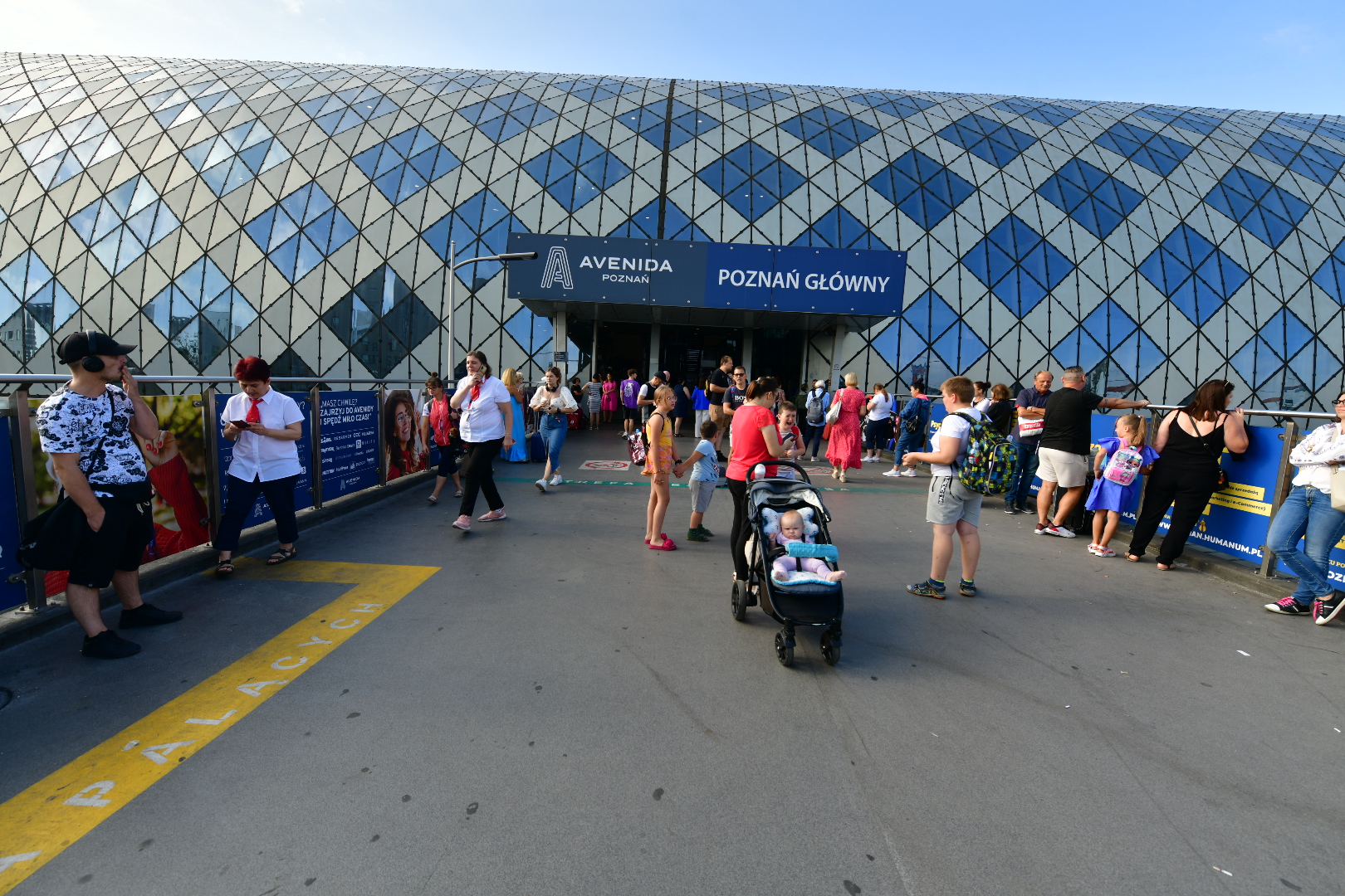 Ewakuacja dworca Poznań Główny - Wojtek Wardejn - Radio Poznań