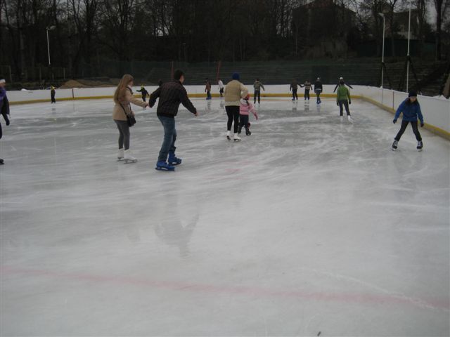 bogdanka lodowisko 2011 - Jacek Butlewski