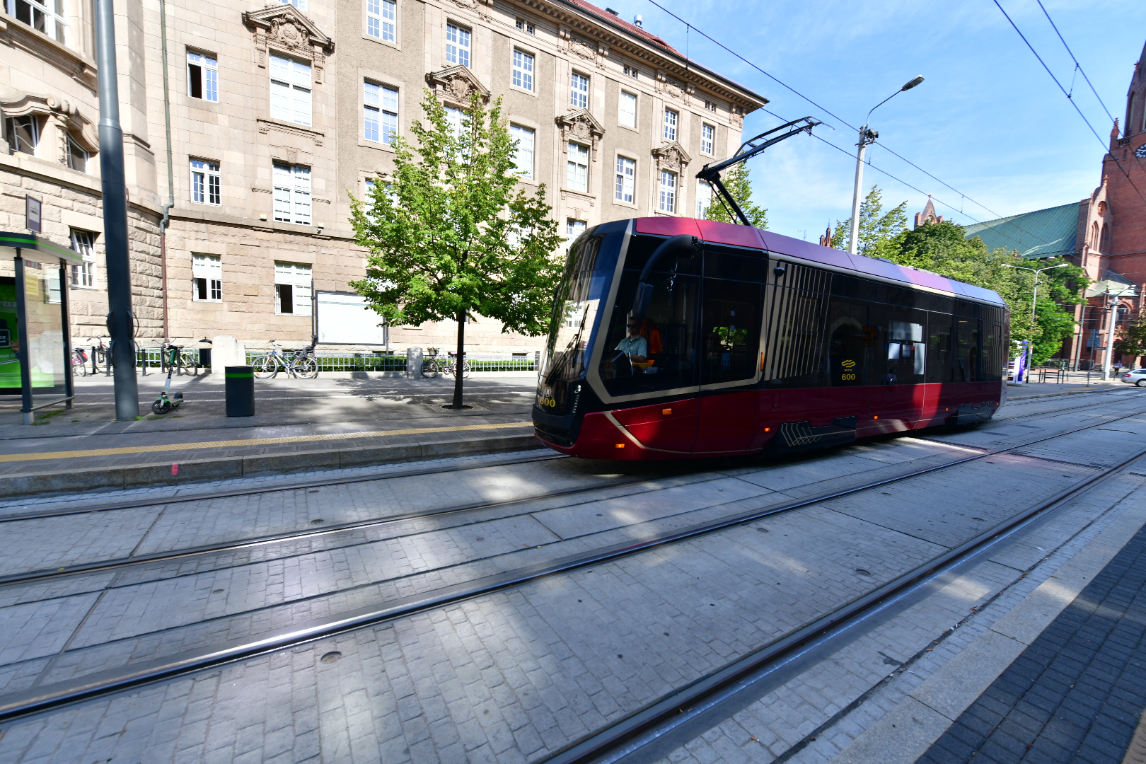 Moderus Gamma LF 05 AC mały tramwaj poznań - Wojtek Wardejn - Radio Poznań