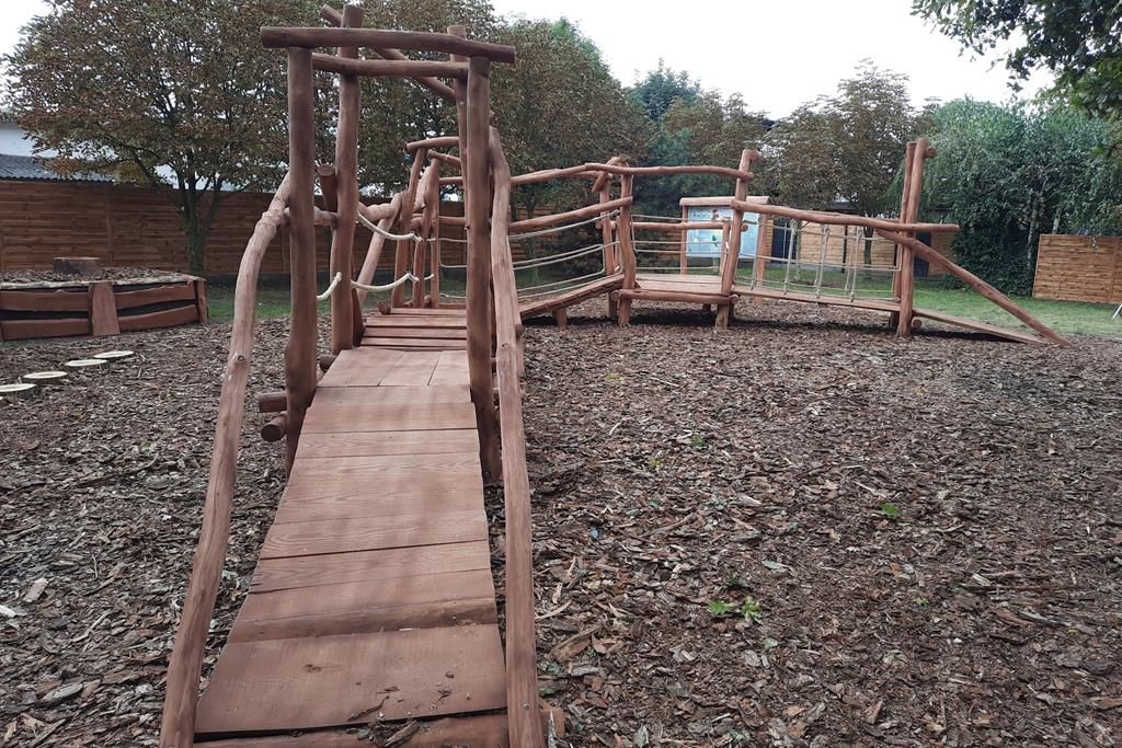 klasa z drewna rzgów - Sławomir zasadzki - Radio Poznań