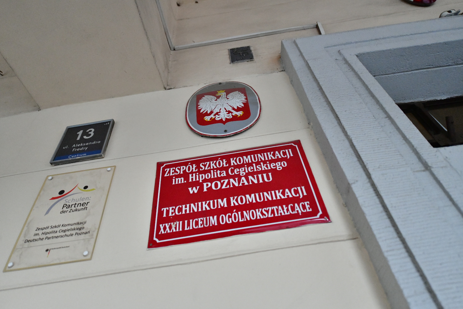 Zespół Szkół Komunikacji ulica Fredry - Wojtek Wardejn - Radio Poznań