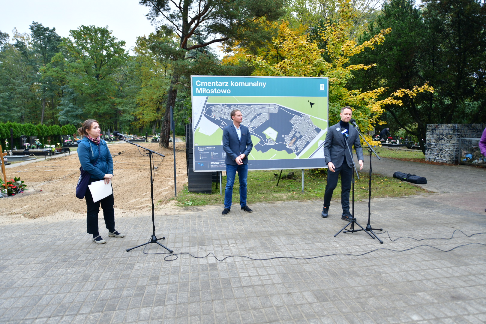 las pamięci cmentarz miłostowo - Wojtek Wardejn - Radio Poznań