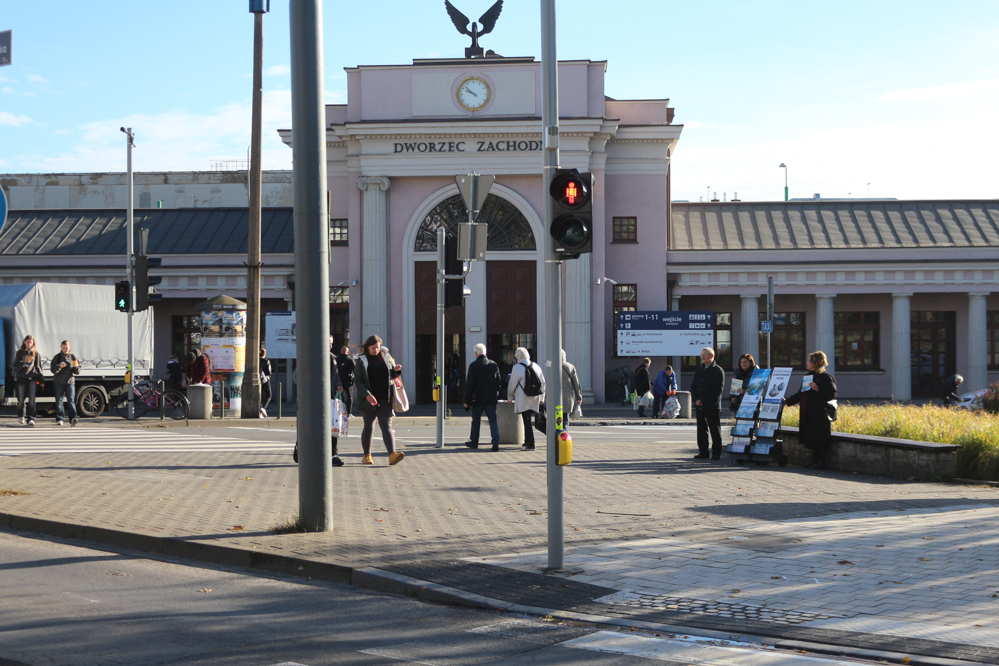 dworzec zachodni przejście dla pieszych - Leon Bielewicz - Radio Poznań