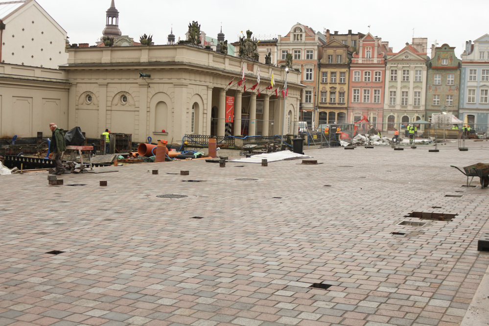 stary rynek bruk kostka brukowa - Leon Bielewicz - Radio Poznań