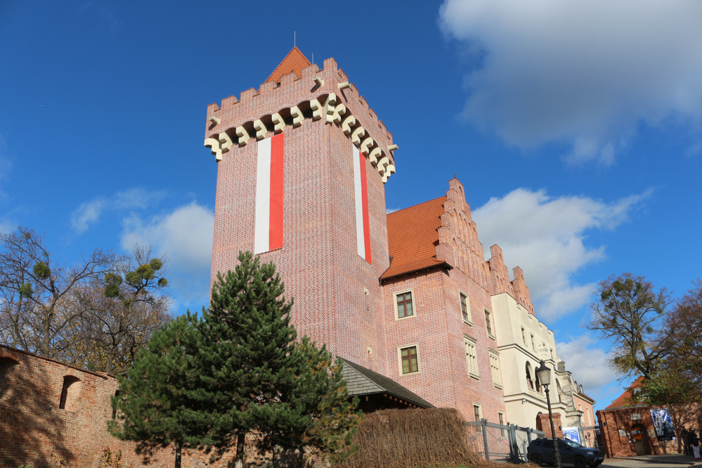 wieża w zamku królewskim - Leon Bielewicz  - Radio Poznań