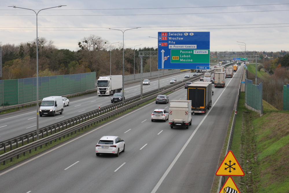 pomiar prędkości autostrada auta samochody - Leon Bielewicz - Radio Poznań