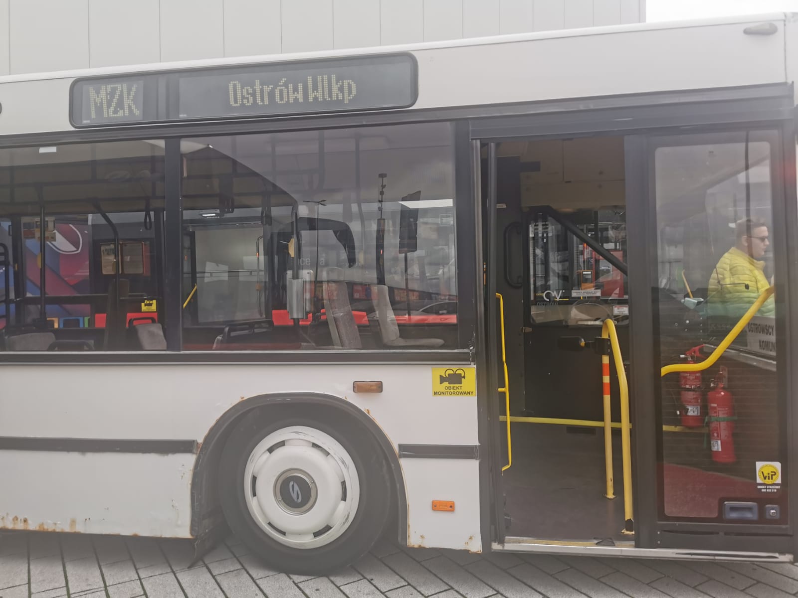 ostrów zabytkowy autobus  - Danuta Synkiewicz  - Radio Poznań