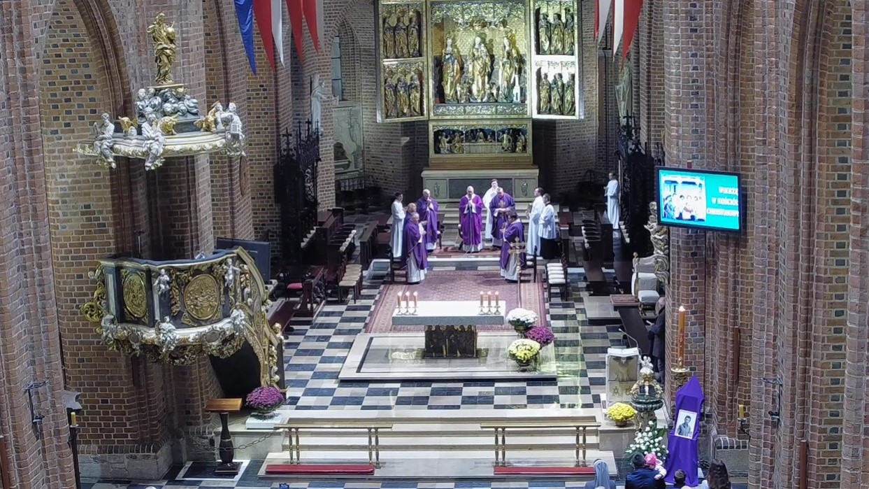 msza andrzej sikorski - YT: Katedra Poznańska
