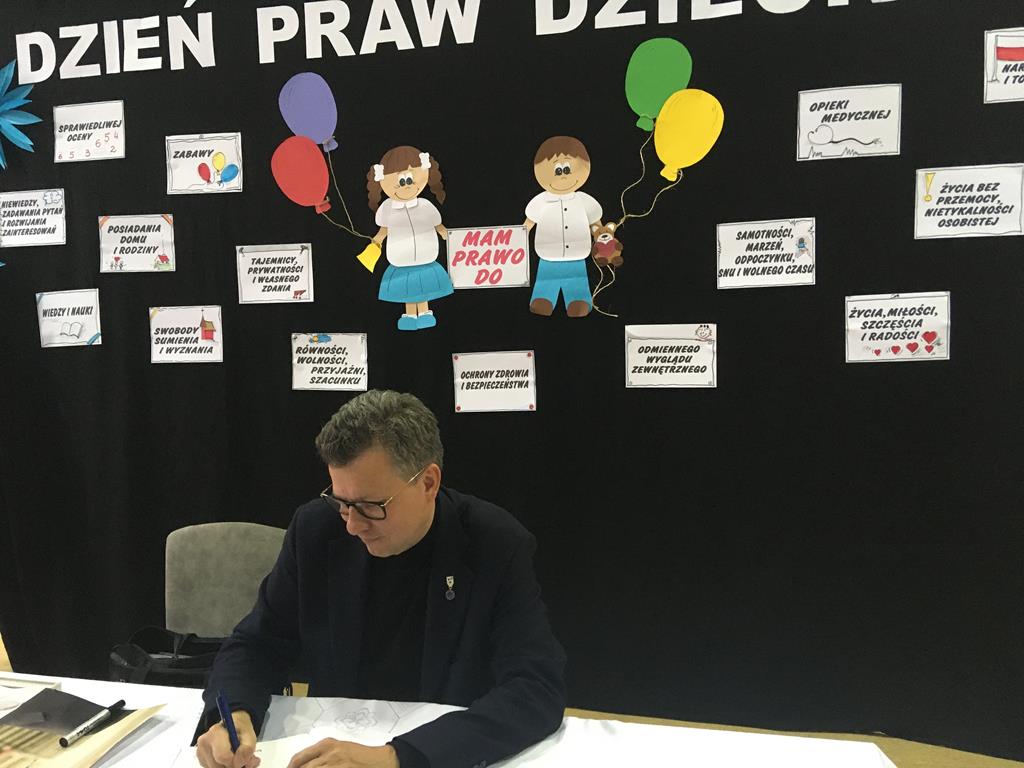 kawaler orderu uśmiechu patroni szkoły kalisz - Danuta Synkiewicz  - Radio Poznań