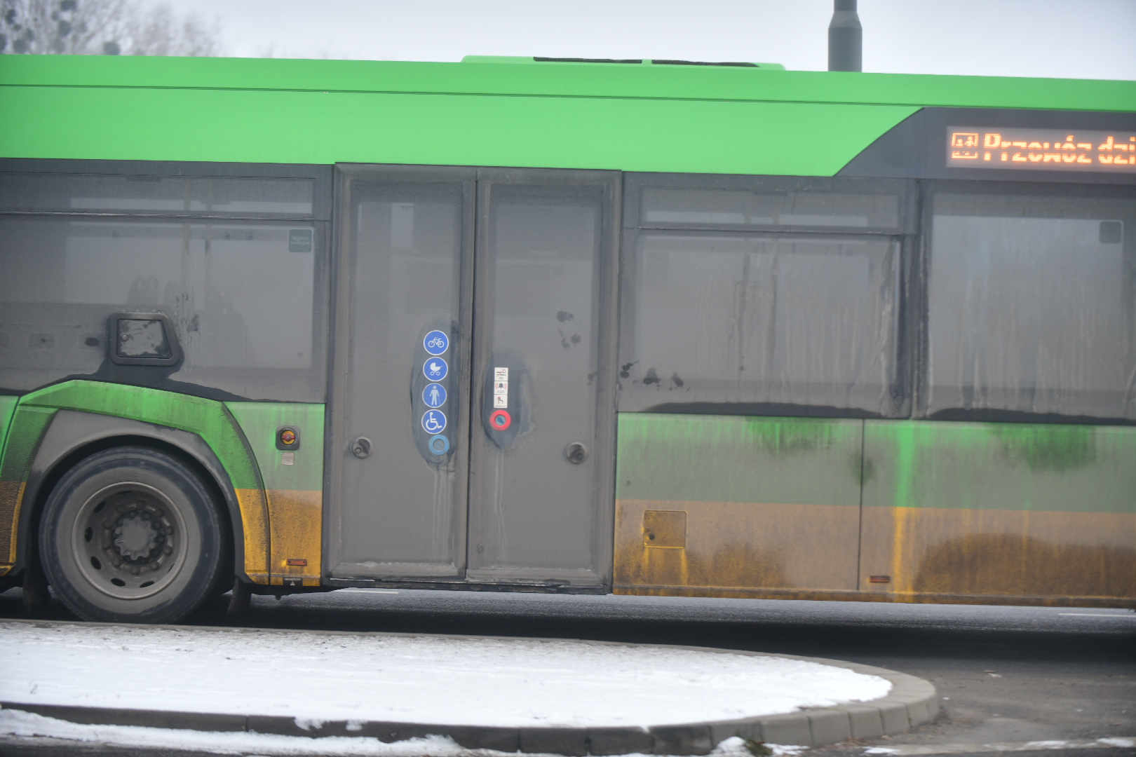 brudne autobusy poznań - Wojtek Wardejn - Radio Poznań