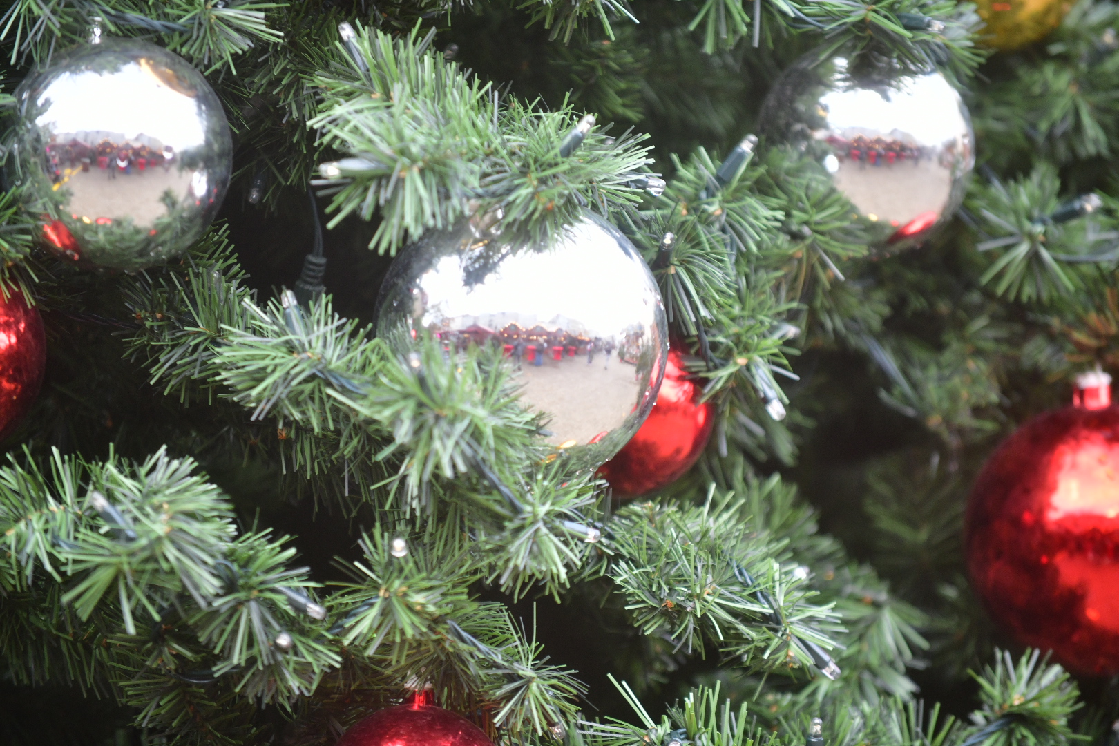 choinka bombki święta - Wojtek Wardejn - Radio Poznań