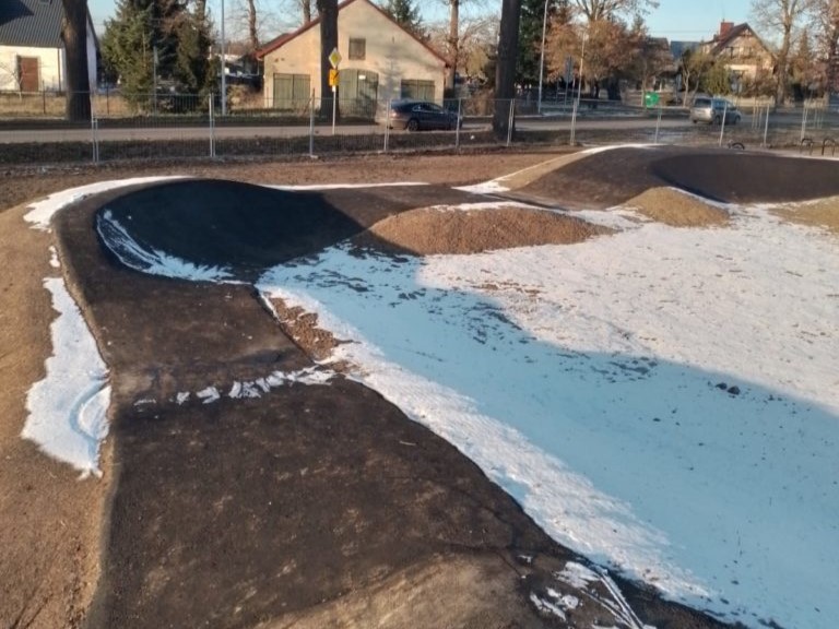 stary tomyśl pumptrack - UM Nowy Tomyśl