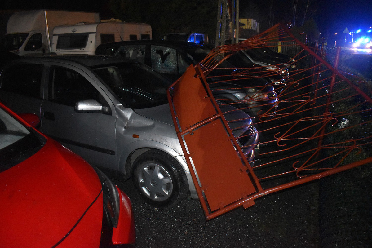 uszkodził 12 samochodów obłaczkowo - KPP Września