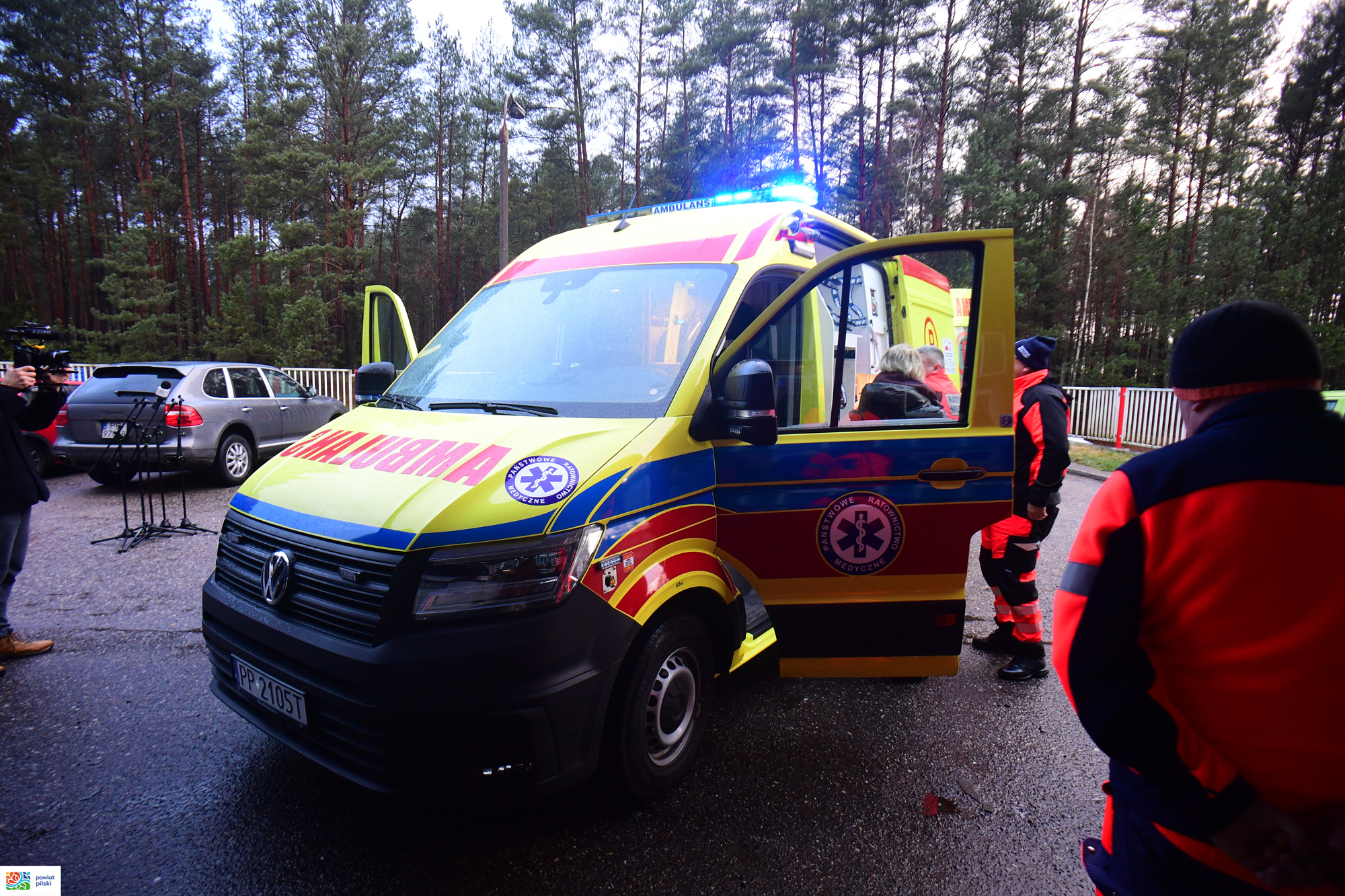 nowa karetka szpital piła - Starostwo Powiatowe w Pile