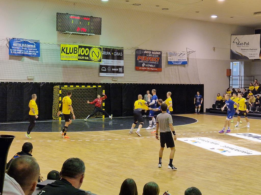 Nielba Wągrowiec MKS Kalisz - Grzegorz Hałasik