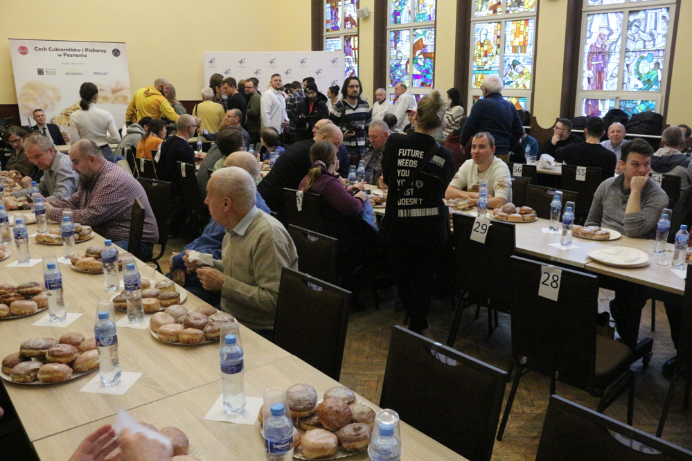 pączki mistrzostwa poznania w jedzeniu pączków - Leon Bielewicz - Radio Poznań