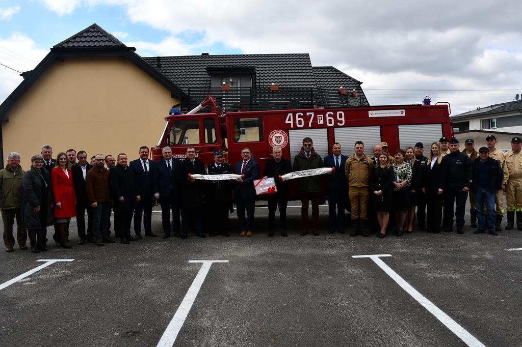 mołdawia wóz bojowy straż - Urząd Marszałkowski Województwa Wielkopolskiego w Poznaniu