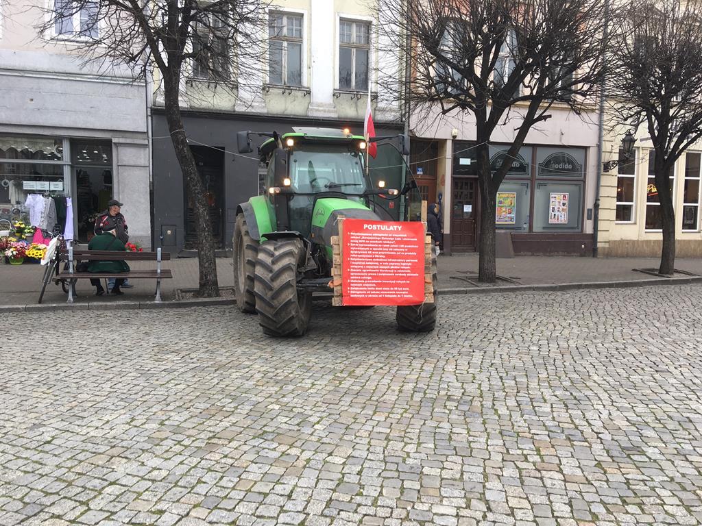 protest rolników rynek leszno - Jacek Marciniak - Radio Poznań