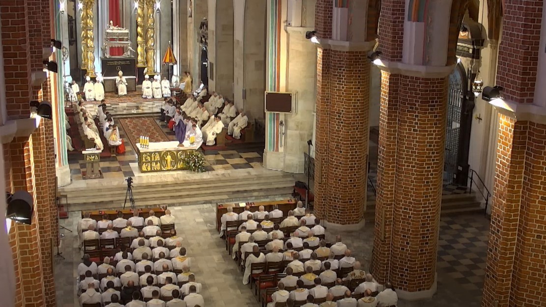 abp Wojciech Polak - YT: Archidiecezja Gnieźnieńska