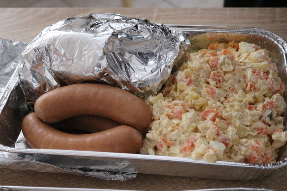 jadłodzielnia dzielenie się jedzeniem świeta wielkanocne - Leon Bielewicz  - Radio Poznań