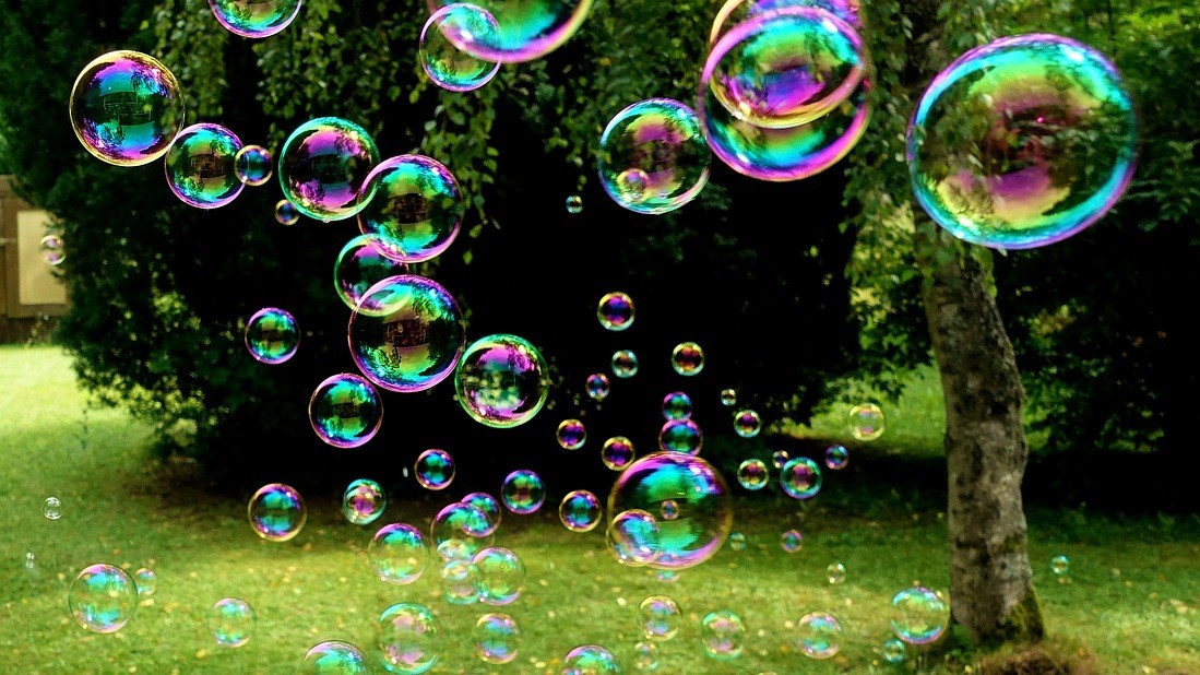 bańki mydlane  - Pixabay