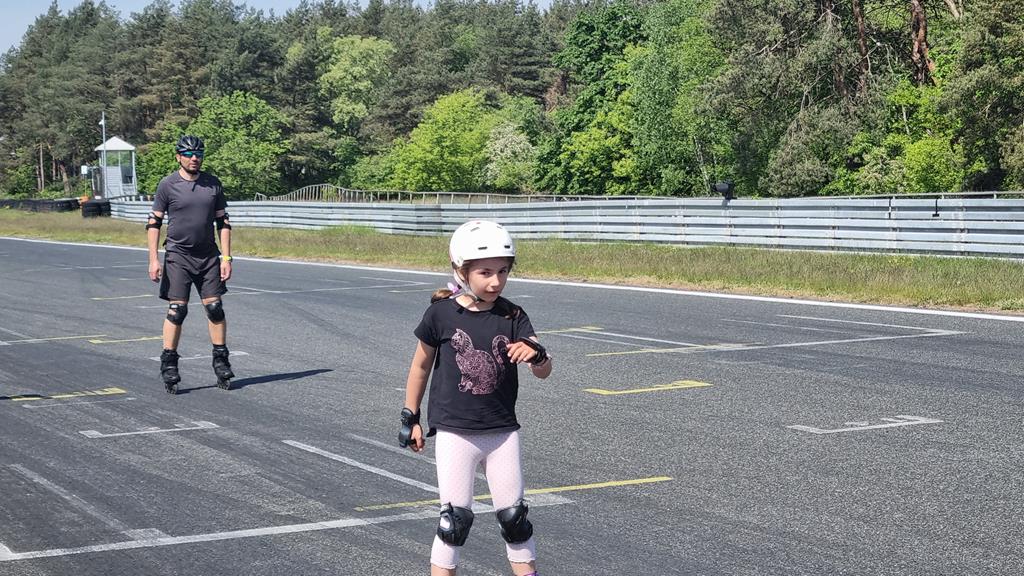 rolkarze rolki tor poznań rolkarska majówka  - Magdalena Konieczna  - Radio Poznań