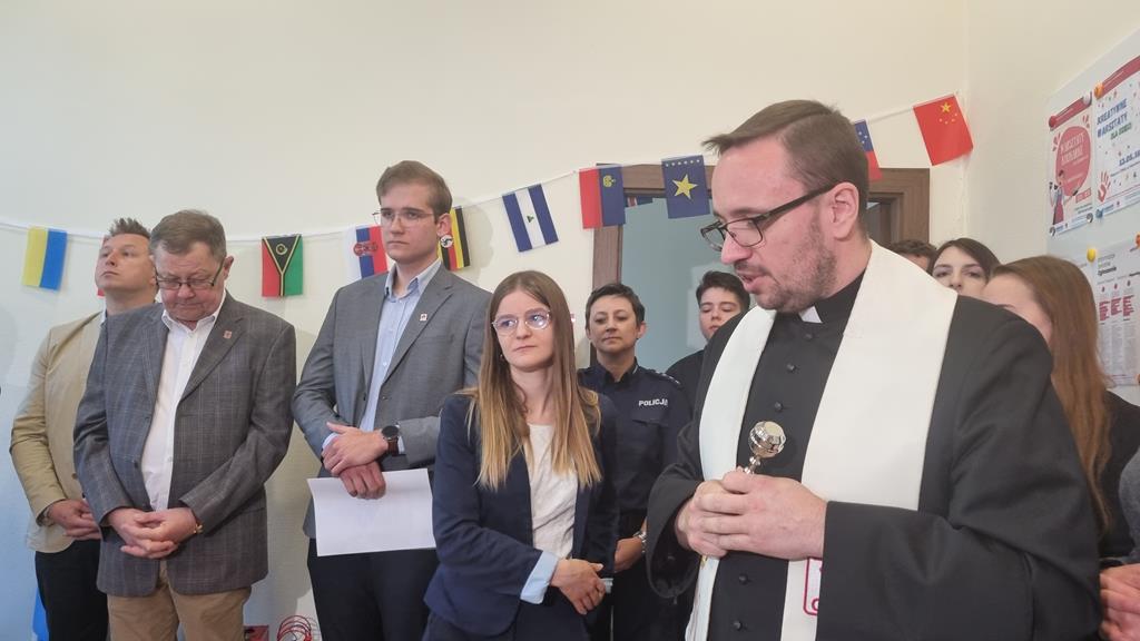 Caritas otworzyła Centrum Pomocy Migrantom i Uchodźcom - Magdalena Konieczna  - Radio Poznań