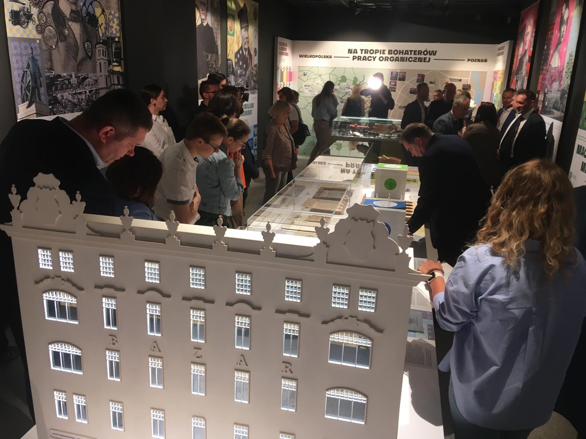 wystawa odwach praca organiczna  - Jacek Butlewski - Radio Poznań