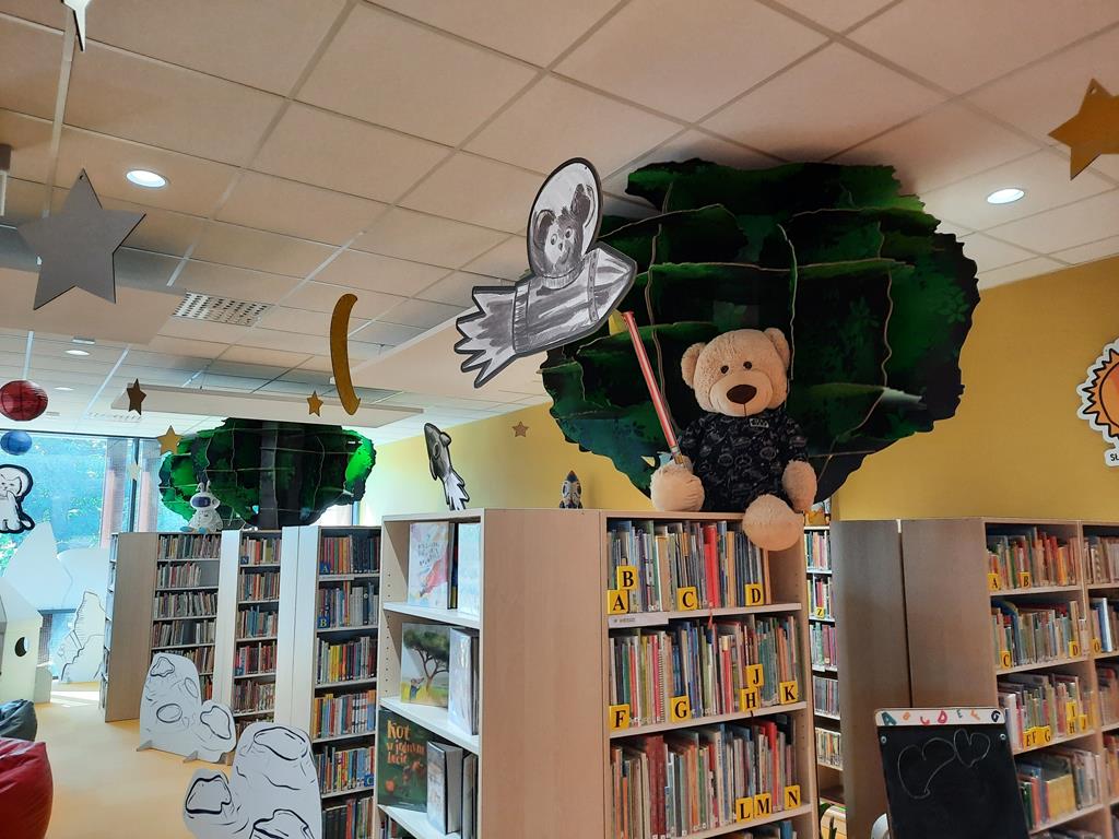 Galeria Książki leszno scenografia - Jacek Marciniak - Radio Poznań